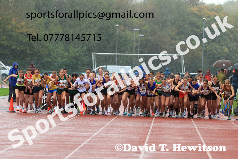 Girls Under-15s 2025 Northern Athletics Autumn Road Relays, Leigh, Lancashire. Photo: David T. Hewitson/Sports for All Pics